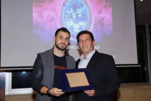Σημαντικά μηνύματα βγήκαν από τη Γενική Συνέλευση του ΠΑ.Σ.Π (Φώτος)