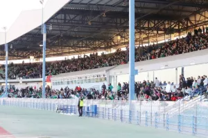 ΦΩΤΟΡΕΠΟΡΤΑΖ/Οι Ομονοιάτες έκαναν... έδρα το Τσίρειο