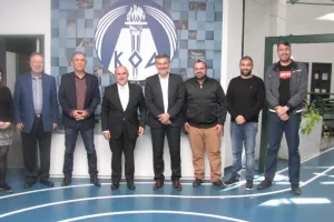 Ο Πρόεδρος του ΚΟΑ συναντήθηκε με το Κοινοτικό Συμβούλιο Φρενάρους