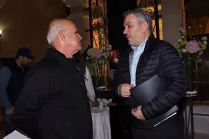 ΣΥΜΦΩΝΟΥΝ...