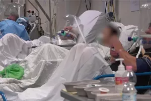 Όσοι ακόμη είστε έξω...