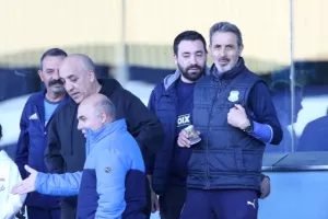 (ΦΩΤΟΡΕΠΟΡΤΑΖ) Ο κόσμος στο Απόλλων - ΑΠΟΕΛ