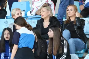 (ΦΩΤΟΡΕΠΟΡΤΑΖ) Ο κόσμος στο Απόλλων - ΑΠΟΕΛ