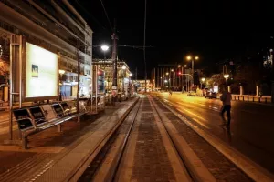 Κορωνοϊός το Σαββατόβραδο: Πόλη-φάντασμα η Αθήνα (ΦΩΤΟΣ)