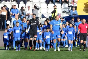 ΑΝΤΙΔΡΑΣΗ και... επιστροφή με ΤΡΙΑΡΑ! (Φώτος)