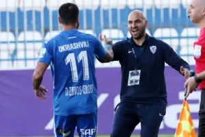 ΑΝΤΙΔΡΑΣΗ και... επιστροφή με ΤΡΙΑΡΑ! (Φώτος)