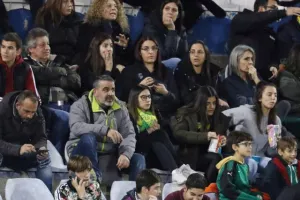 ΦΩΤΟΡΕΠΟΡΤΑΖ από το ΠΑΠ