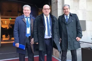 Αποστολή... στο Άμστερνταμ 
