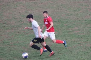 Προβάδισμα... τελικού για ΑΠΟΝΑ Ανάγυιας (φώτος)/Νίκη για Αχυρώνα