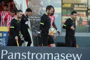 Της χάλασε το πάρτι στο 92΄! (φώτος)