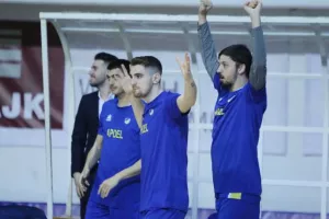 Μεγάλο "διπλό" το ΑΠΟΕΛ (φώτος)