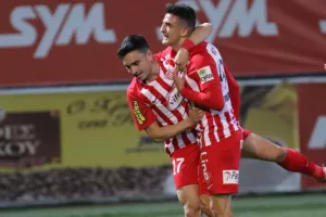 Της χάλασε το πάρτι στο 92΄! (φώτος)
