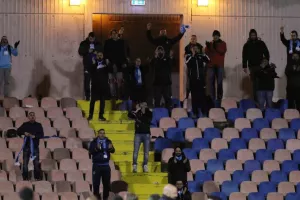 Προπώληση για Δόξα