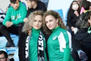 Κυρίες μου... αφιερωμένο και να ζήσετε! (φωτορεπορτάζ)