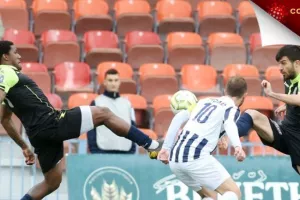 Αναβολή και σε Super League 2 - Football League