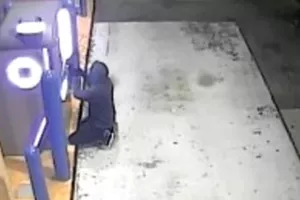 Ανατίναξαν ATM στη Λεμεσό και άρπαξαν χιλιάδες ευρώ!