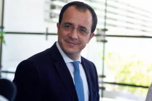 ΣΤΗΡΙΞΗ στους φοιτητές που βρίσκονται στο εξωτερικό
