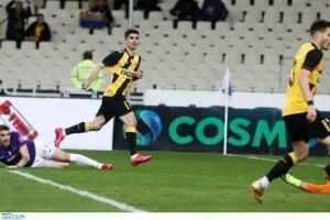 Ισχνό προβάδισμα η ΑΕΚ!