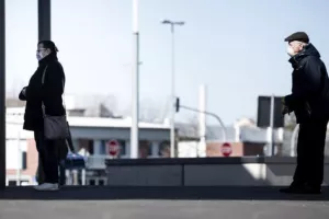 Γερμανία: Τα πρώτα θετικά σημάδια -Εξομαλύνεται η καμπύλη μετάδοσης του κορωνοϊού