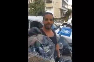 Κορωνοϊός/ΑΠΙΣΤΕΥΤΟ: Έβγαλε τον παπαγάλο του βόλτα! (βίντεο)