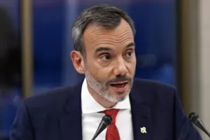 Δήμαρχος/"Γιορτάζει η οικογένεια του Άρη και μαζί του και η Θεσσαλονίκη"