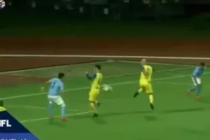 Γκολάρα με τακουνάκι ο... πρώην ΑΕΛίστας! (βίντεο)