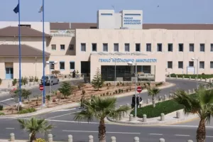 Σοβαρή η κατάσταση υγείας του 70χρονου με κορωνοϊό