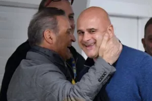 Αντεπίθεση... 