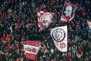 Ολυμπιακός - Γουλβς: Η Θύρα 7 στο πλευρό των Πειραιωτών για το ματς