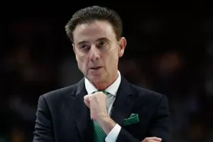 Πιτίνο: "Τελευταία στάση το Αϊόνα, σωστά απολύθηκα από το Λούιβιλ"