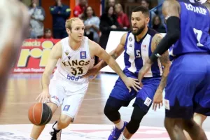 Οι ομάδες της Basket League αφήνουν τους ξένους και... περιμένουν