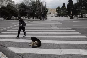 EΛΛΑΔΑ/Απαγόρευση κυκλοφορίας: Άδειοι δρόμοι 