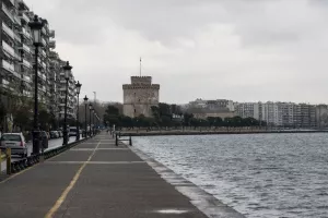 EΛΛΑΔΑ/Απαγόρευση κυκλοφορίας: Άδειοι δρόμοι 