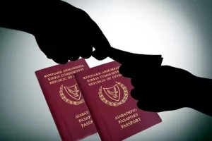 Διαβατήριο ή ταυτότητα και δικαιολογητικό για όσους θα κυκλοφορούν!