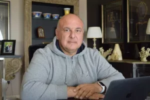 Δηλώσεις Καραπατάκη (ΝΑ ΜΗΝ ΑΔΙΚΗΘΕΙ ΚΑΝΕΝΑΣ)