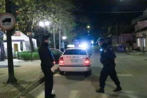 Υπό την προστασία της ΑΕΛ οι συνοικίες των Ρομά στη Λάρισα