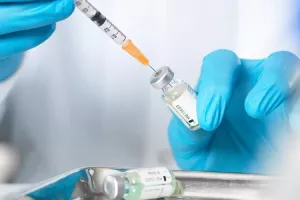 Από σήμερα δοκιμή εμβολίου/Στόχος ΣΕΠΤΕΜΒΡΙΟ να είναι διαθέσιμο