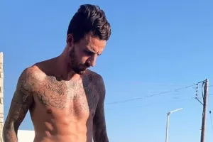 ΦΩΤΟΣ/ΜΑΤ με φουκού και ηλιοθεραπεία