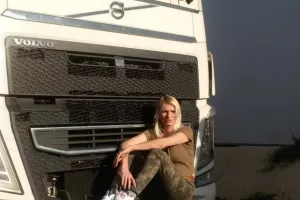 Η Ρουμάνα οδηγός στην... καρδιά του κορωνοϊού/ΣΥΝΕΝΤΕΥΞΗ
