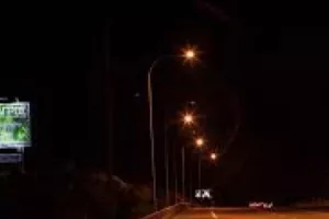 ΠΡΟΣΟΧΗ/ΕΚΛΕΙΣΕ λωρίδα στον αυτοκινητόδρομο λόγω βλάβης