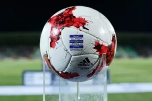 Super League 1: Η προσπάθεια και το σενάριο για επανέναρξη προπονήσεων τον Μαϊο και για ποδόσφαιρο τον Ιούνιο