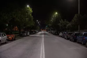 Πότε θα χαλαρώσουν τα περιοριστικά μέτρα στην Ελλάδα – Τι γίνεται στις άλλες χώρες 