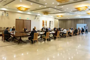ΦΩΤΟΣ/Σε εξέλιξη η Σύσκεψη για χαλάρωση/Μεγάλο το ΕΝΔΙΑΦΕΡΟΝ για τις αποφάσεις