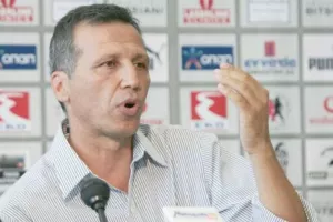 «Ο Βιεϊρίνια σημαίνει πολλά για τον ΠΑΟΚ, να τον βλέπουμε πολλά χρόνια ακόμα»