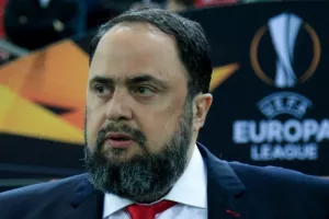 Νέα προτροπή Μαρινάκη για covid-19: «Και αυτή την εβδομάδα #ΜένουμεΣπίτι»