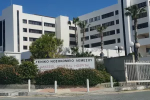 ΓΝ Λεμεσού: Τέσσερα διασωληνωμένα κρούσματα