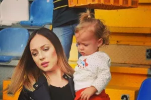 Η Γκάλια στο KERKIDA: "Τους καμαρώνω όταν βγαίνουν μαζί στο γήπεδο"
