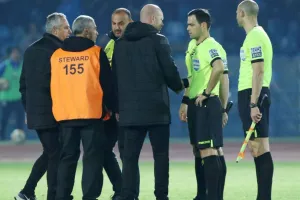 ΜΠΕΡΓΚ για ΡΕΦ/ "Στο τέλος έχεις συνήθως 11 παίκτες να είναι ευχαριστημένοι και 11 να διαμαρτύρονται"
