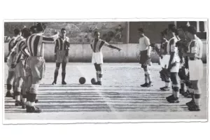 ΡΕΤΡΟ/Ομόνοια - ΑΠΟΕΛ το 1955