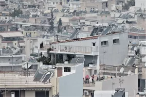 Με ψησταριές σε μπαλκόνια και ταράτσες